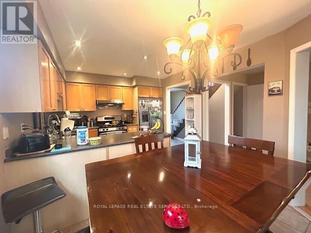 












5579 THORN LANE

,
Burlington,




Ontario
L7L6V8

