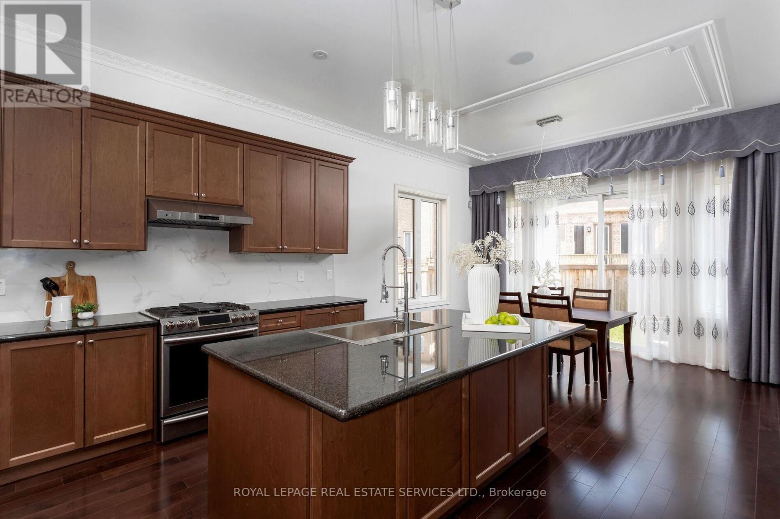 












3159 WILLIAM ROSE WAY

,
Oakville,




Ontario
L6H0T3

