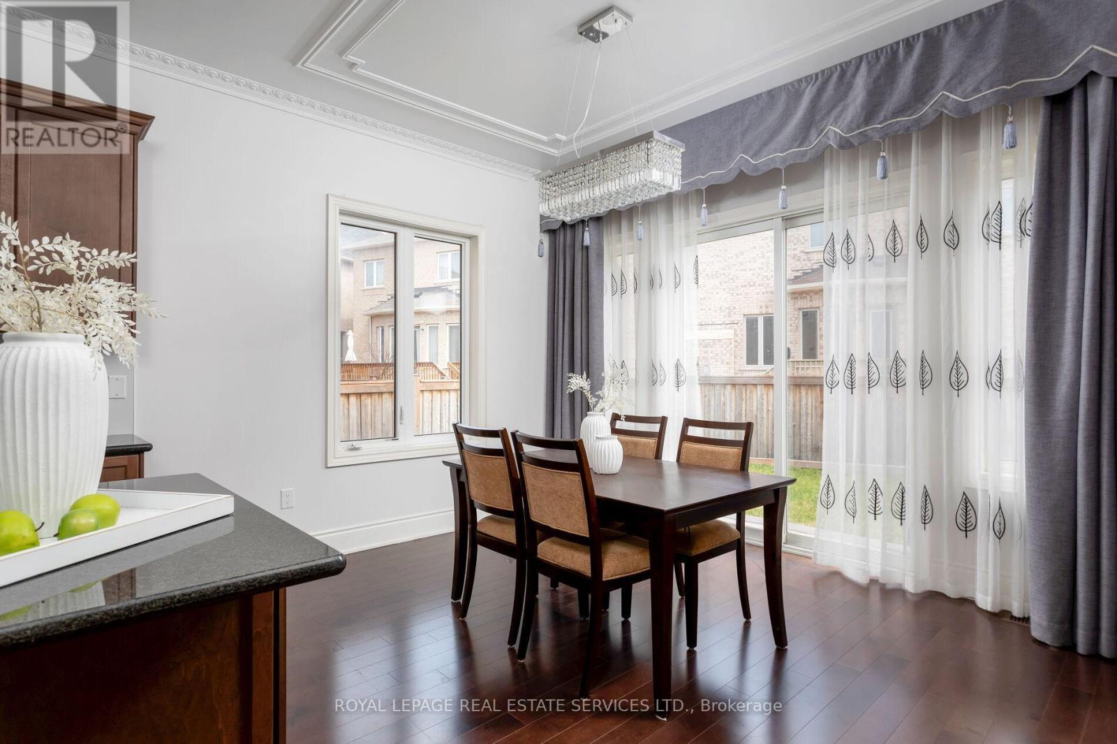 












3159 WILLIAM ROSE WAY

,
Oakville,




Ontario
L6H0T3

