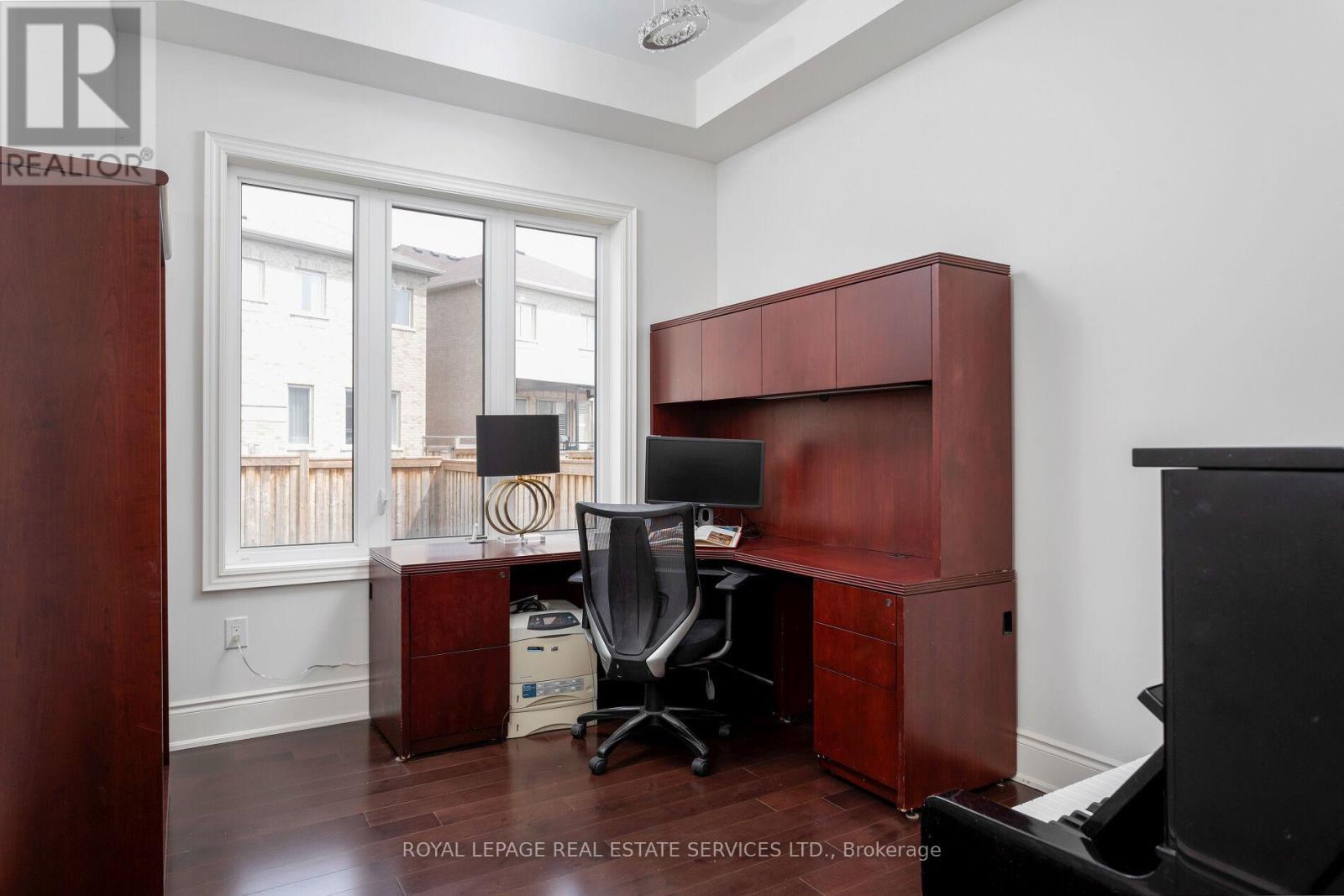 












3159 WILLIAM ROSE WAY

,
Oakville,




Ontario
L6H0T3

