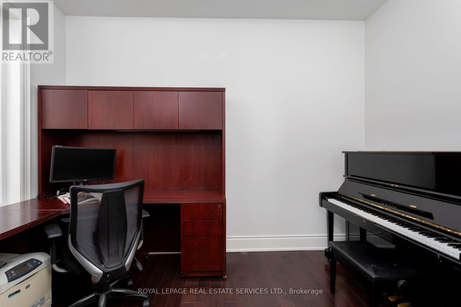 












3159 WILLIAM ROSE WAY

,
Oakville,




Ontario
L6H0T3

