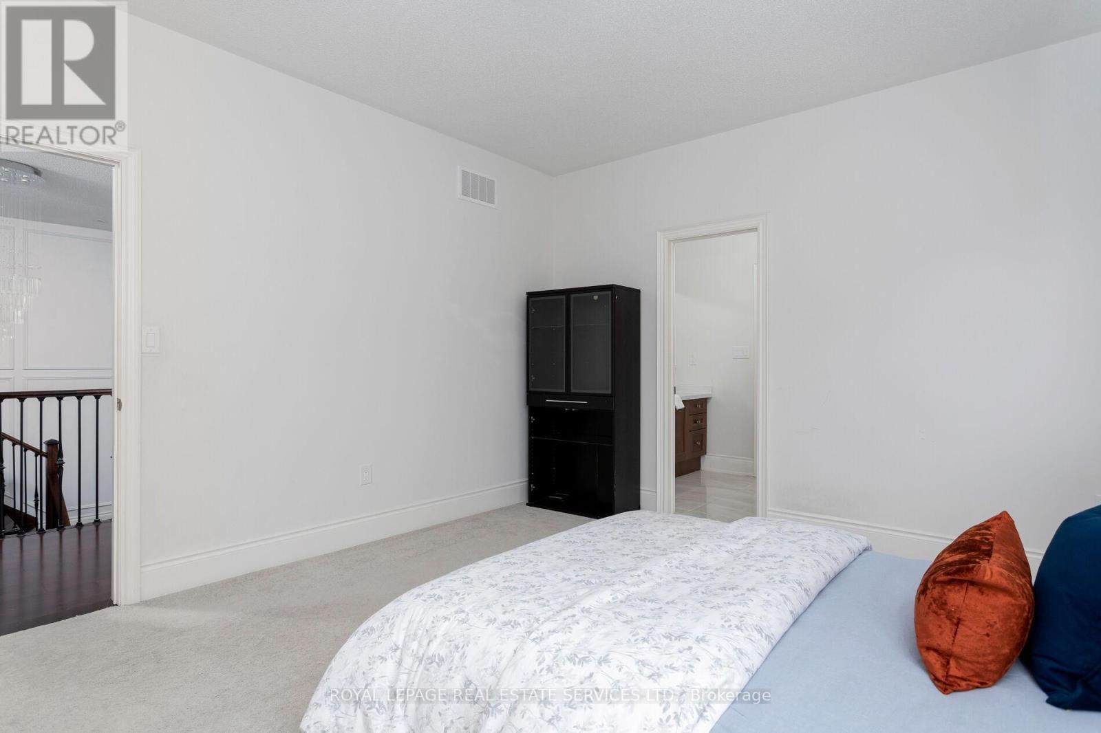 












3159 WILLIAM ROSE WAY

,
Oakville,




Ontario
L6H0T3

