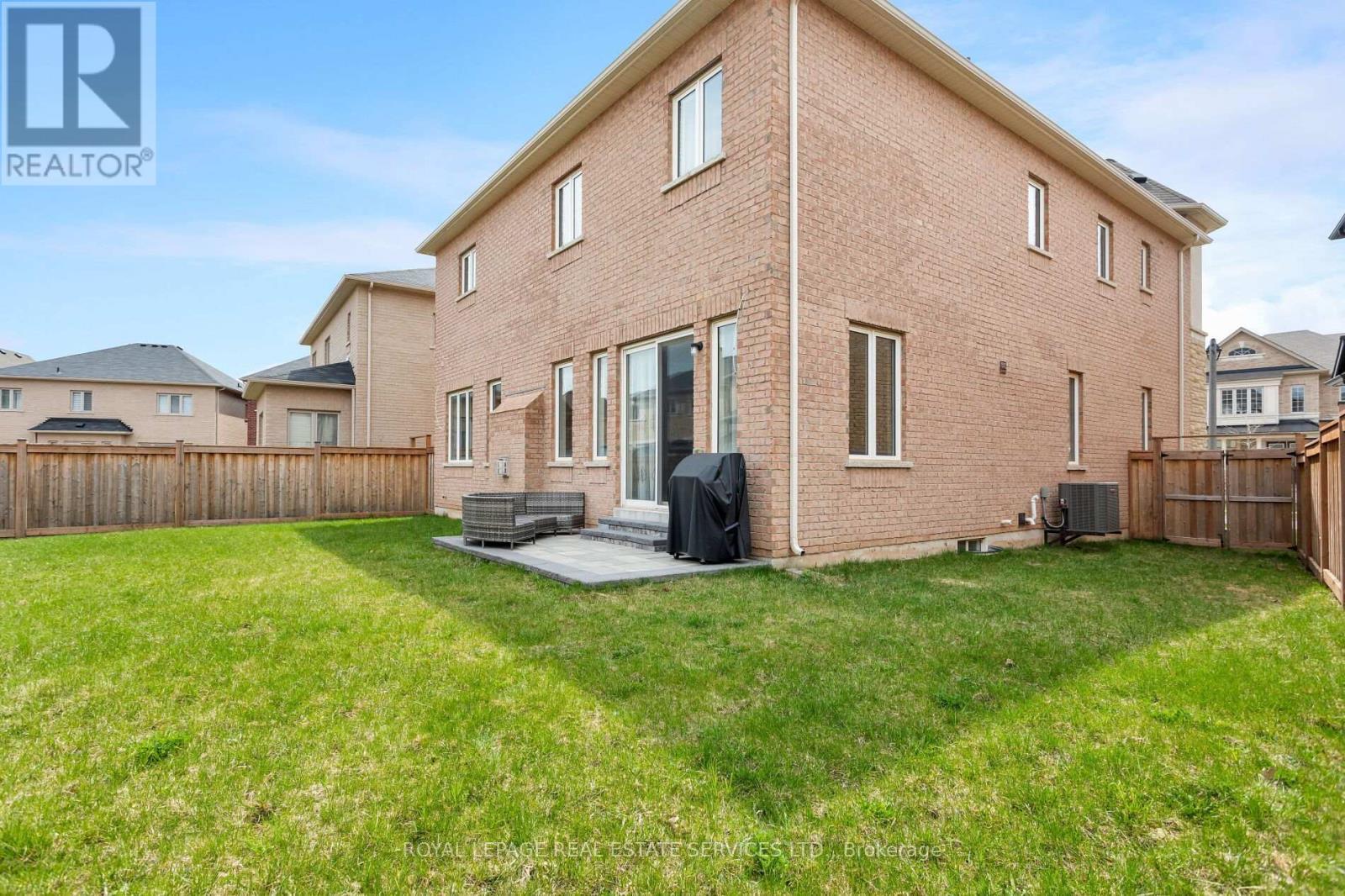 












3159 WILLIAM ROSE WAY

,
Oakville,




Ontario
L6H0T3

