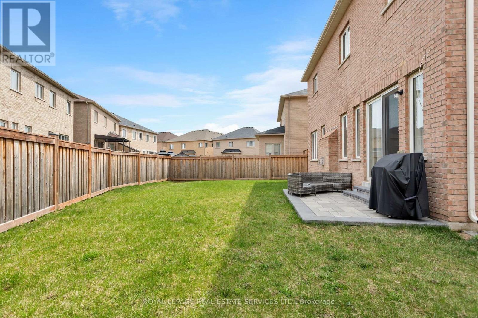 












3159 WILLIAM ROSE WAY

,
Oakville,




Ontario
L6H0T3


