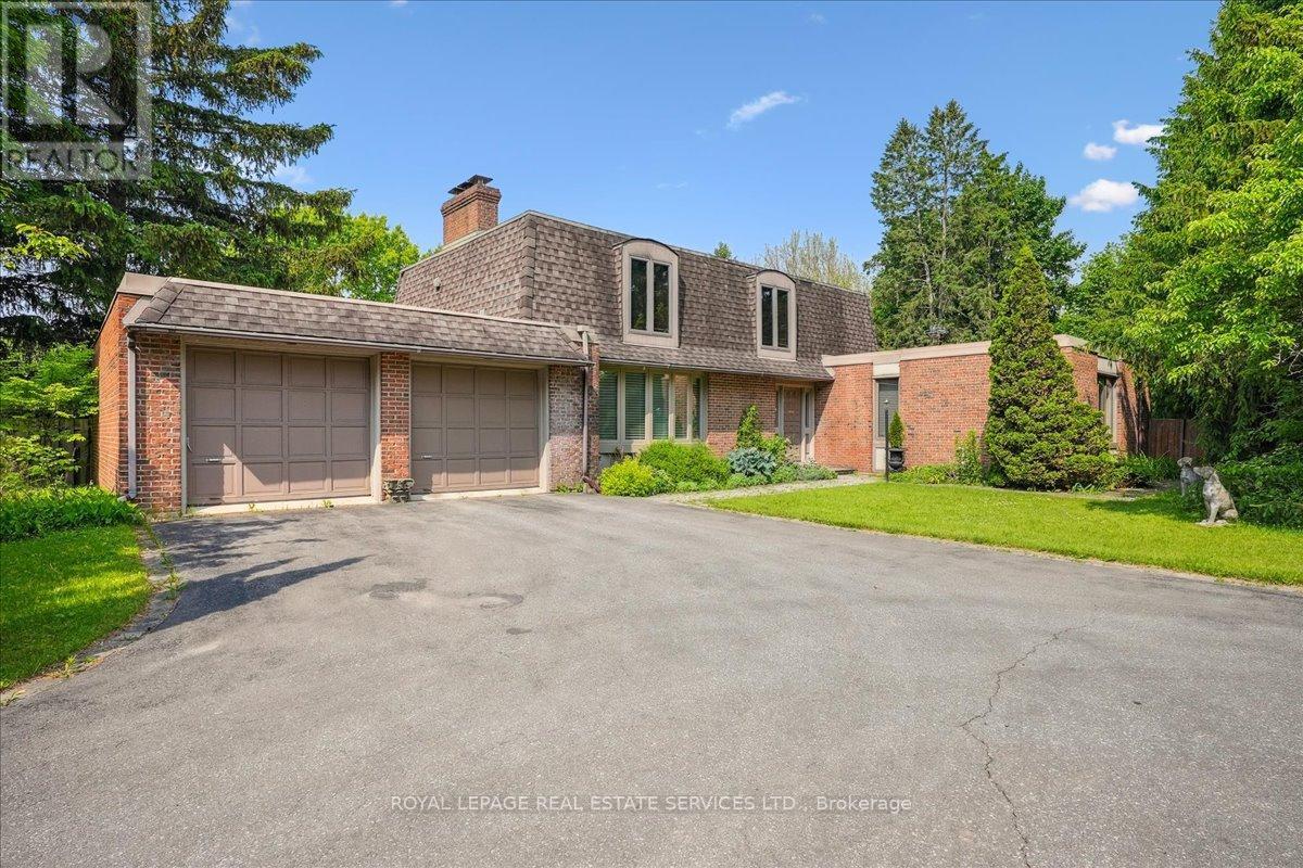 












2145 BLESSINGTON STREET

,
Burlington,




Ontario
L7P0J7

