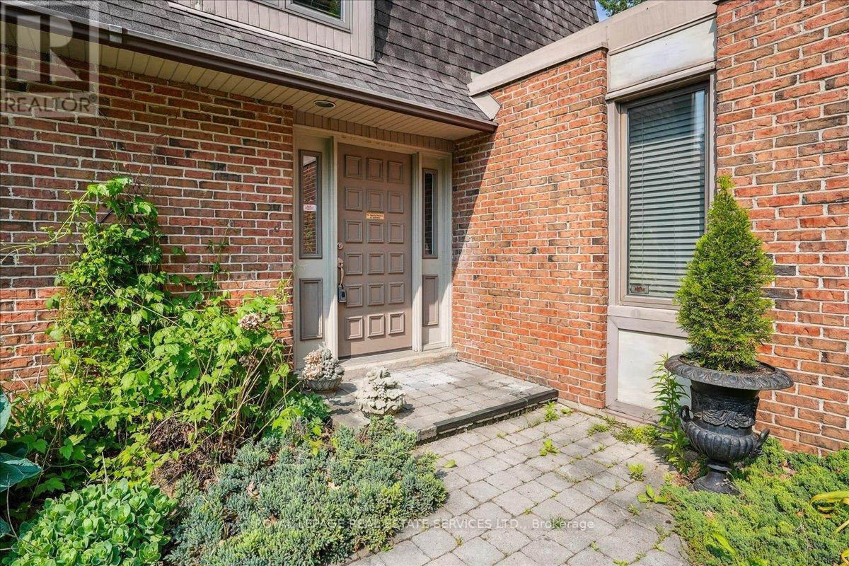 












2145 BLESSINGTON STREET

,
Burlington,




Ontario
L7P0J7

