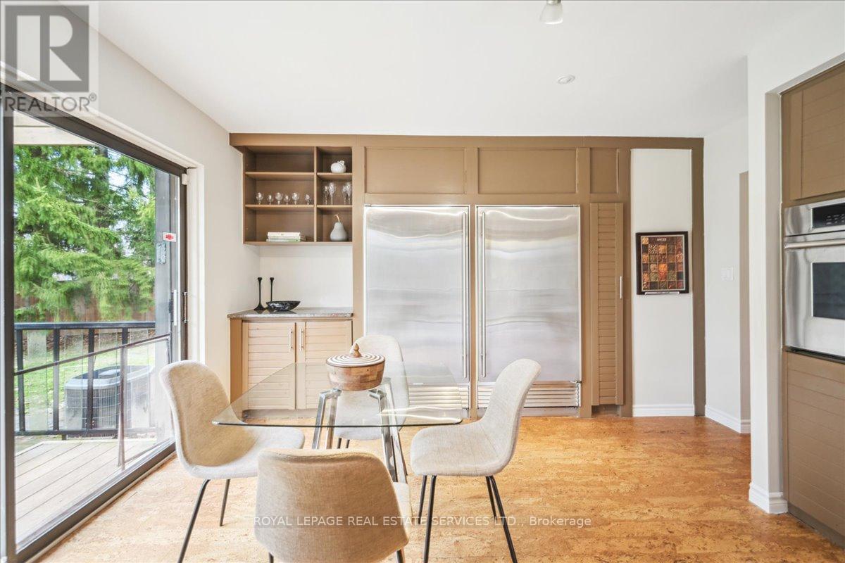 












2145 BLESSINGTON STREET

,
Burlington,




Ontario
L7P0J7

