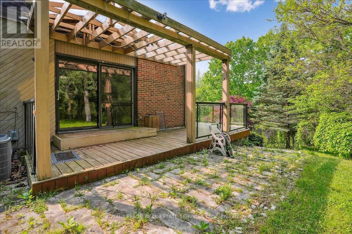 












2145 BLESSINGTON STREET

,
Burlington,




Ontario
L7P0J7

