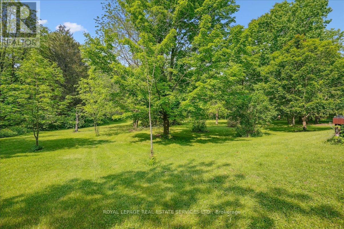 












2145 BLESSINGTON STREET

,
Burlington,




Ontario
L7P0J7

