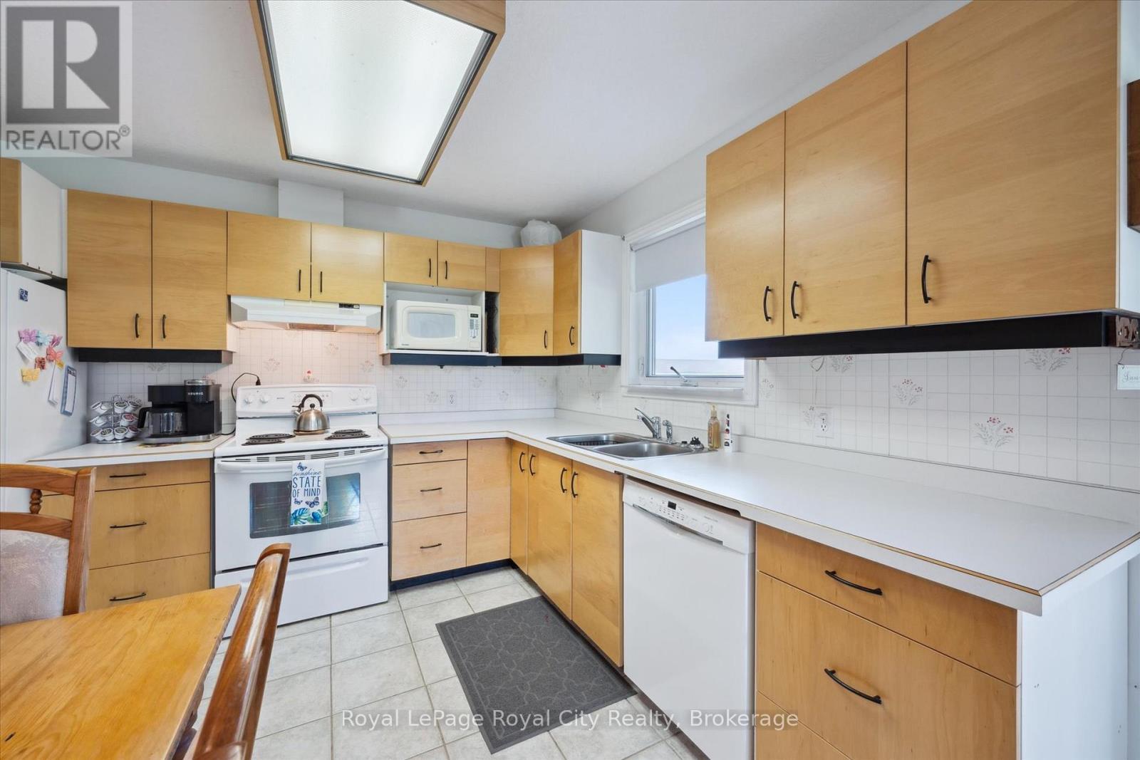 












7197 WELLINGTON 21 ROAD

,
Centre Wellington,




Ontario
N0B1B0

