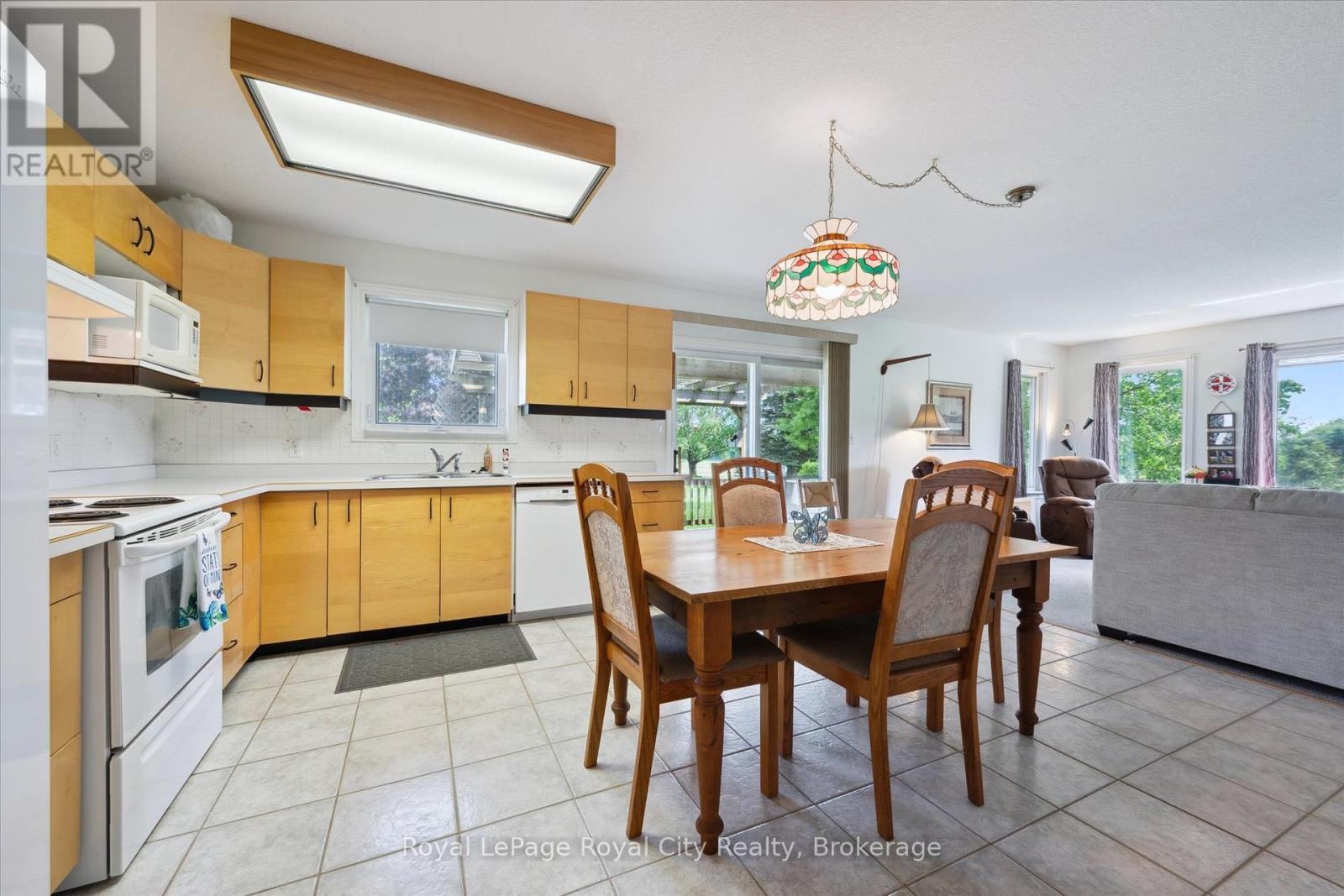 












7197 WELLINGTON 21 ROAD

,
Centre Wellington,




Ontario
N0B1B0

