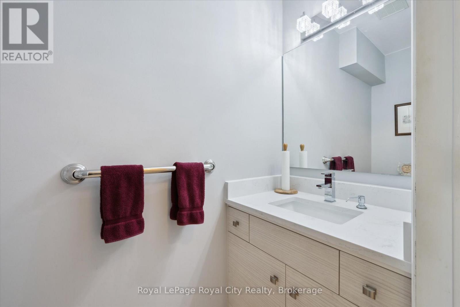 












7197 WELLINGTON 21 ROAD

,
Centre Wellington,




Ontario
N0B1B0

