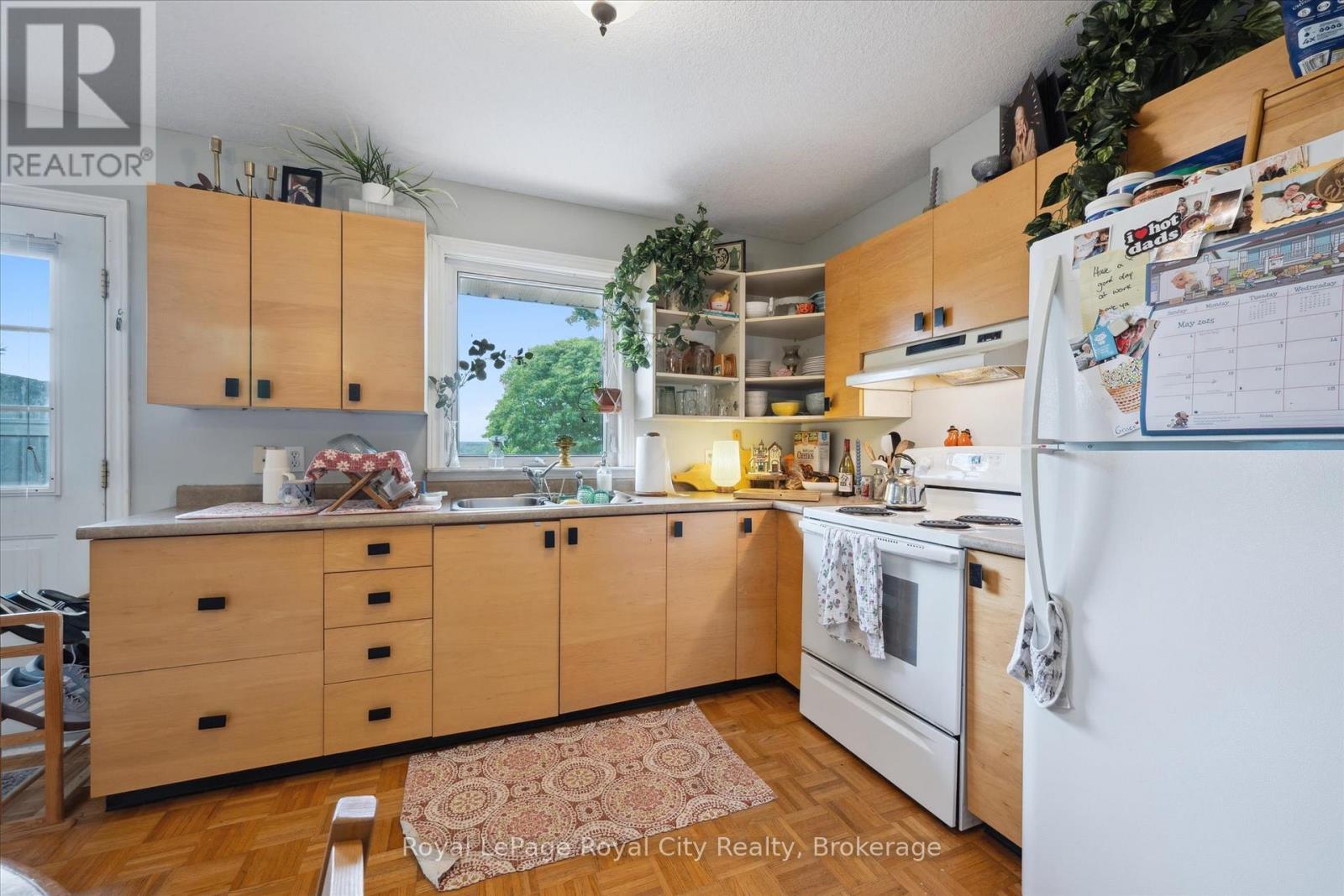












7197 WELLINGTON 21 ROAD

,
Centre Wellington,




Ontario
N0B1B0

