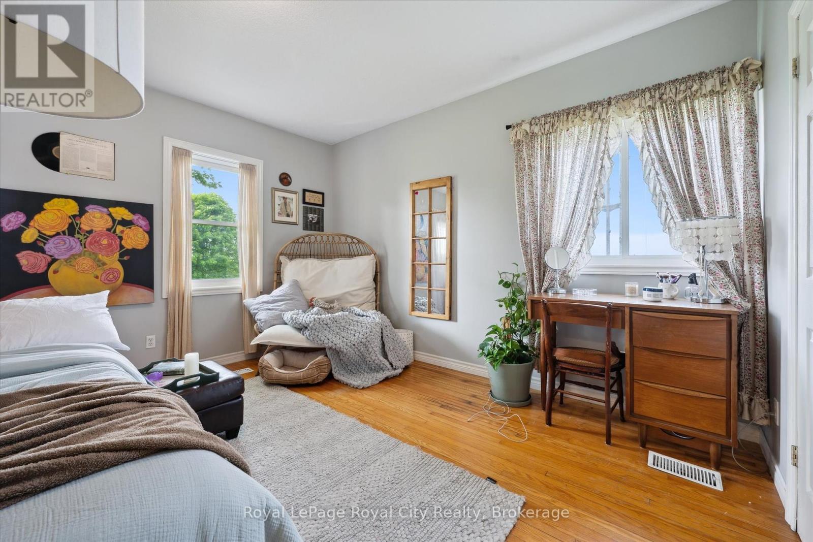 












7197 WELLINGTON 21 ROAD

,
Centre Wellington,




Ontario
N0B1B0

