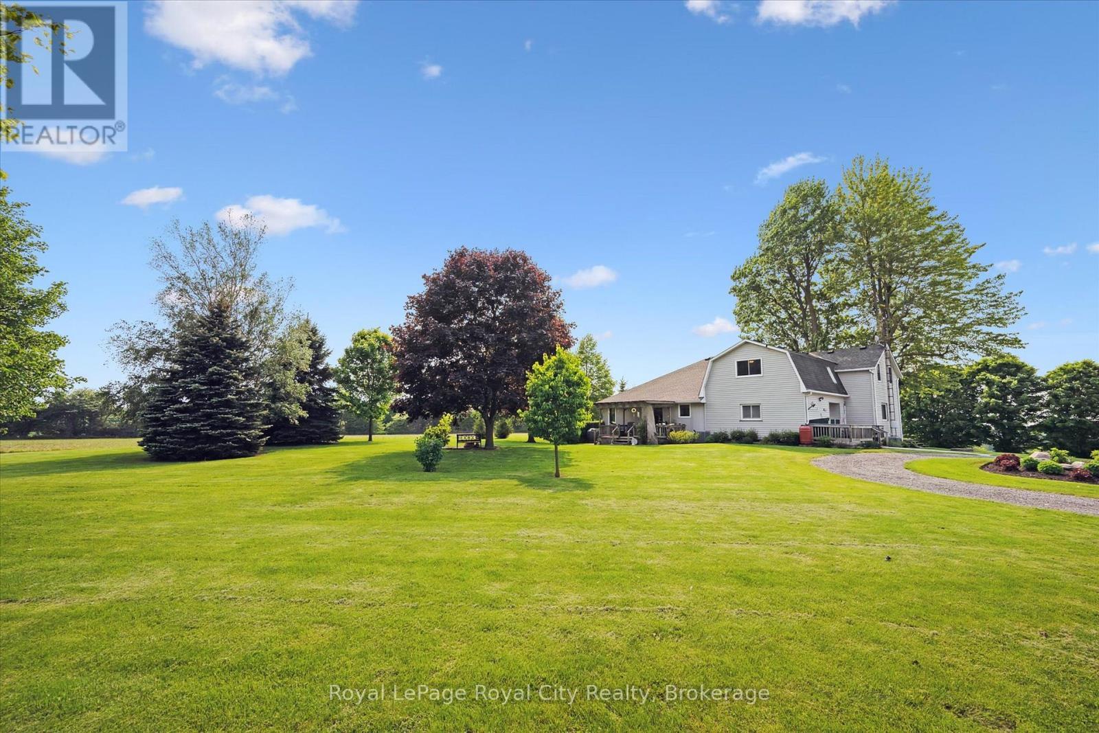 












7197 WELLINGTON 21 ROAD

,
Centre Wellington,




Ontario
N0B1B0

