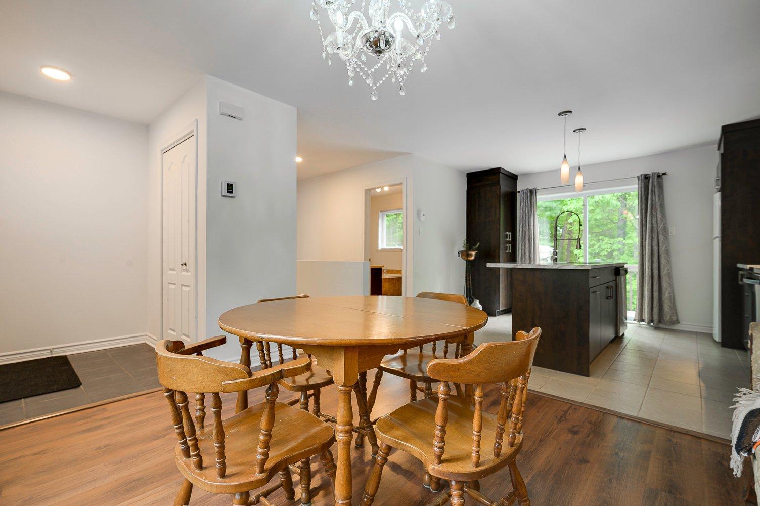 









108


Rue du Daphné

,
Sainte-Sophie,




QC
J5J0H5

