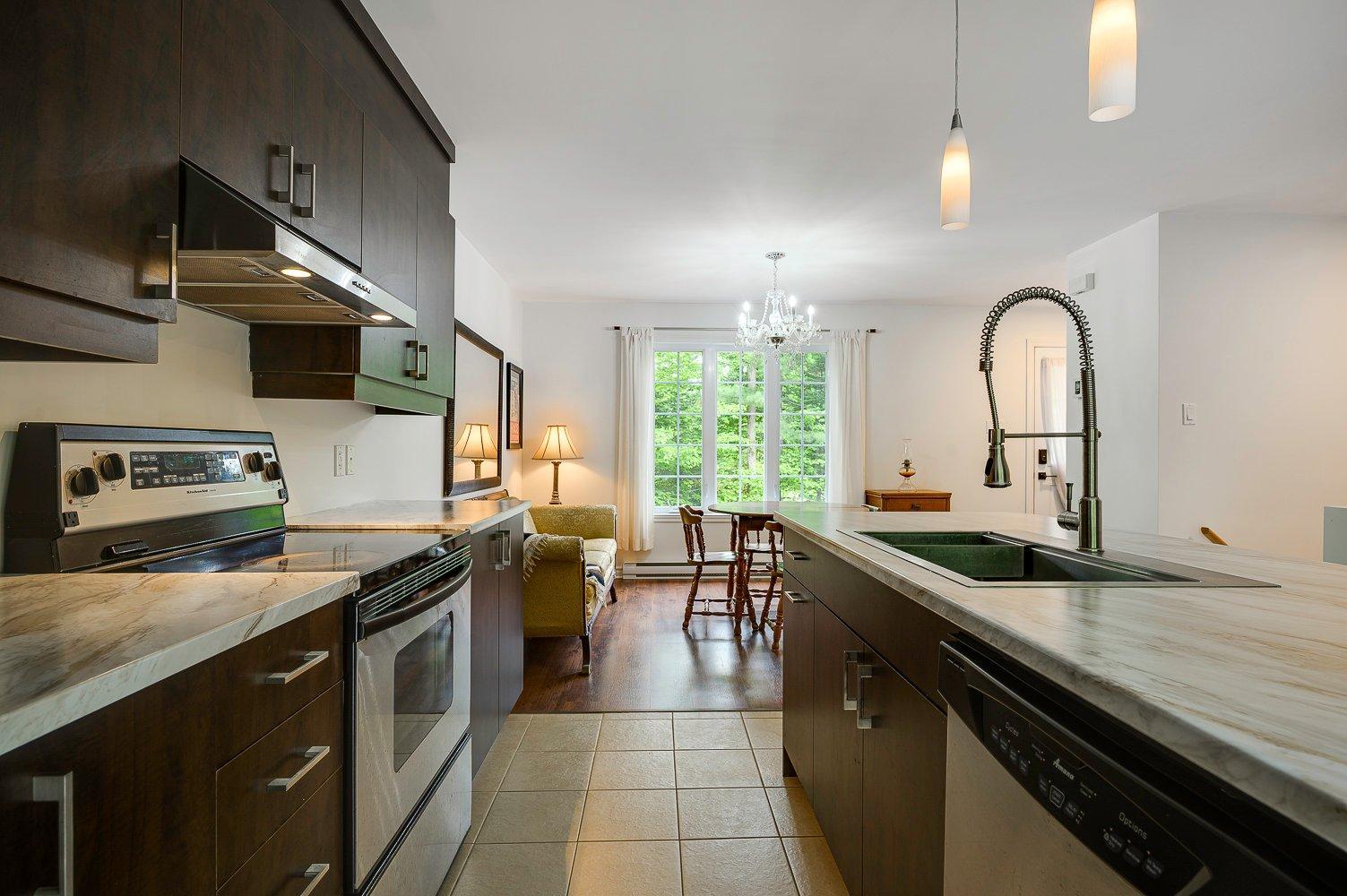 









108


Rue du Daphné

,
Sainte-Sophie,




QC
J5J0H5


