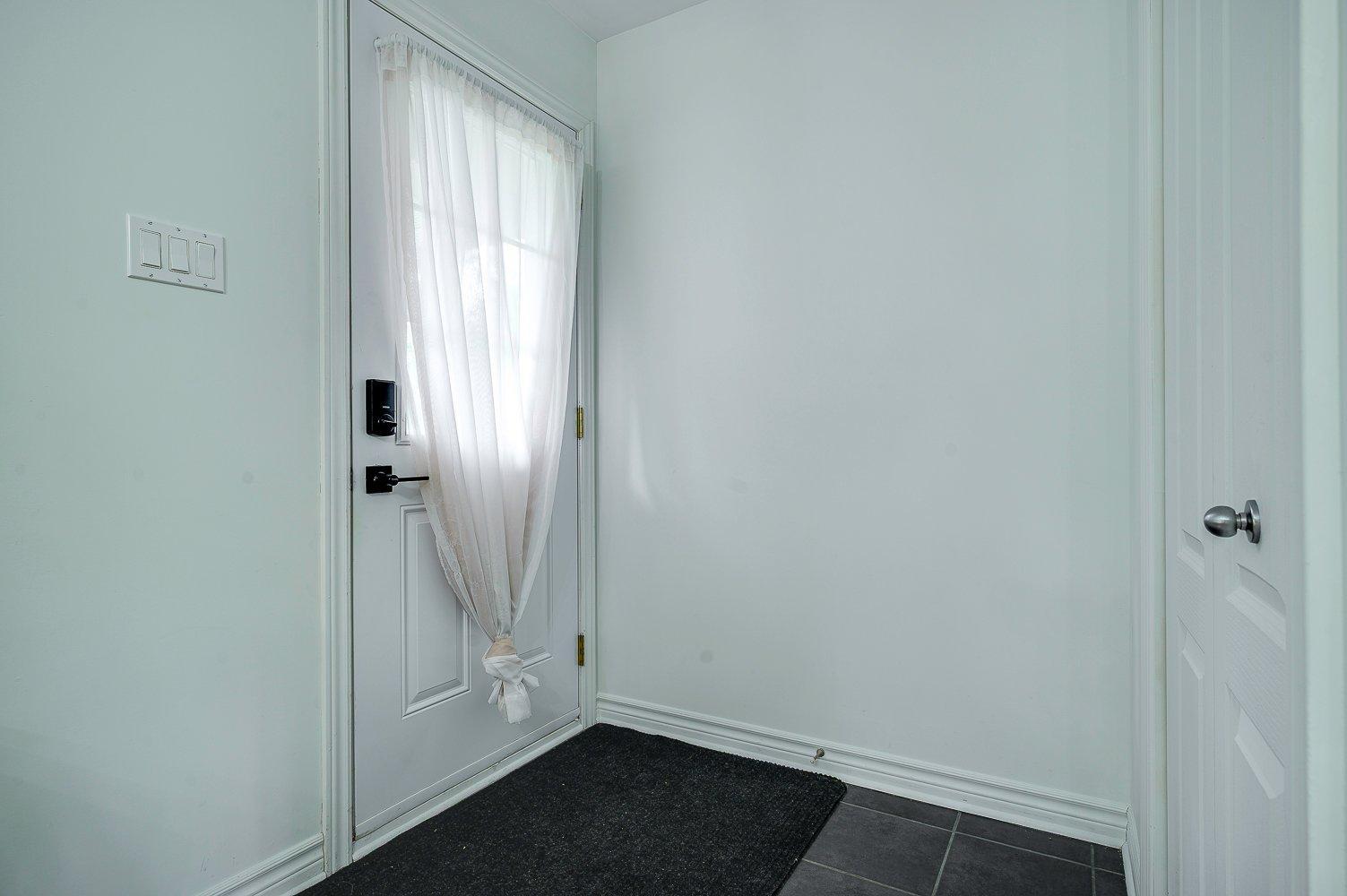 









108


Rue du Daphné

,
Sainte-Sophie,




QC
J5J0H5

