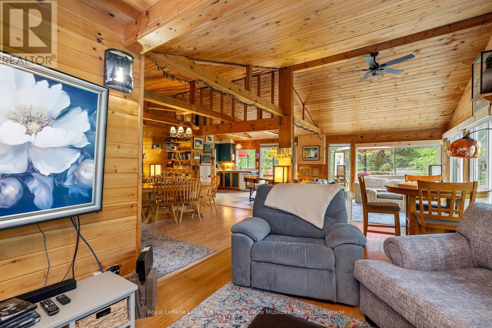 












12 - 3998 HWY 141

,
Muskoka Lakes (Watt),




Ontario
P0C1J0

