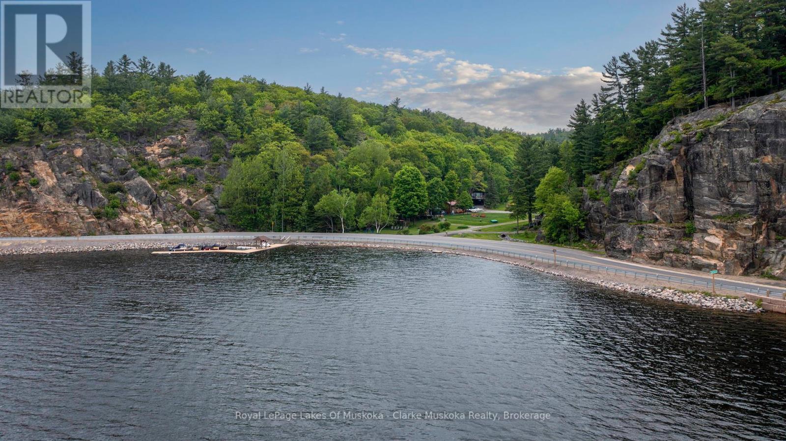 












12 - 3998 HWY 141

,
Muskoka Lakes (Watt),




Ontario
P0C1J0

