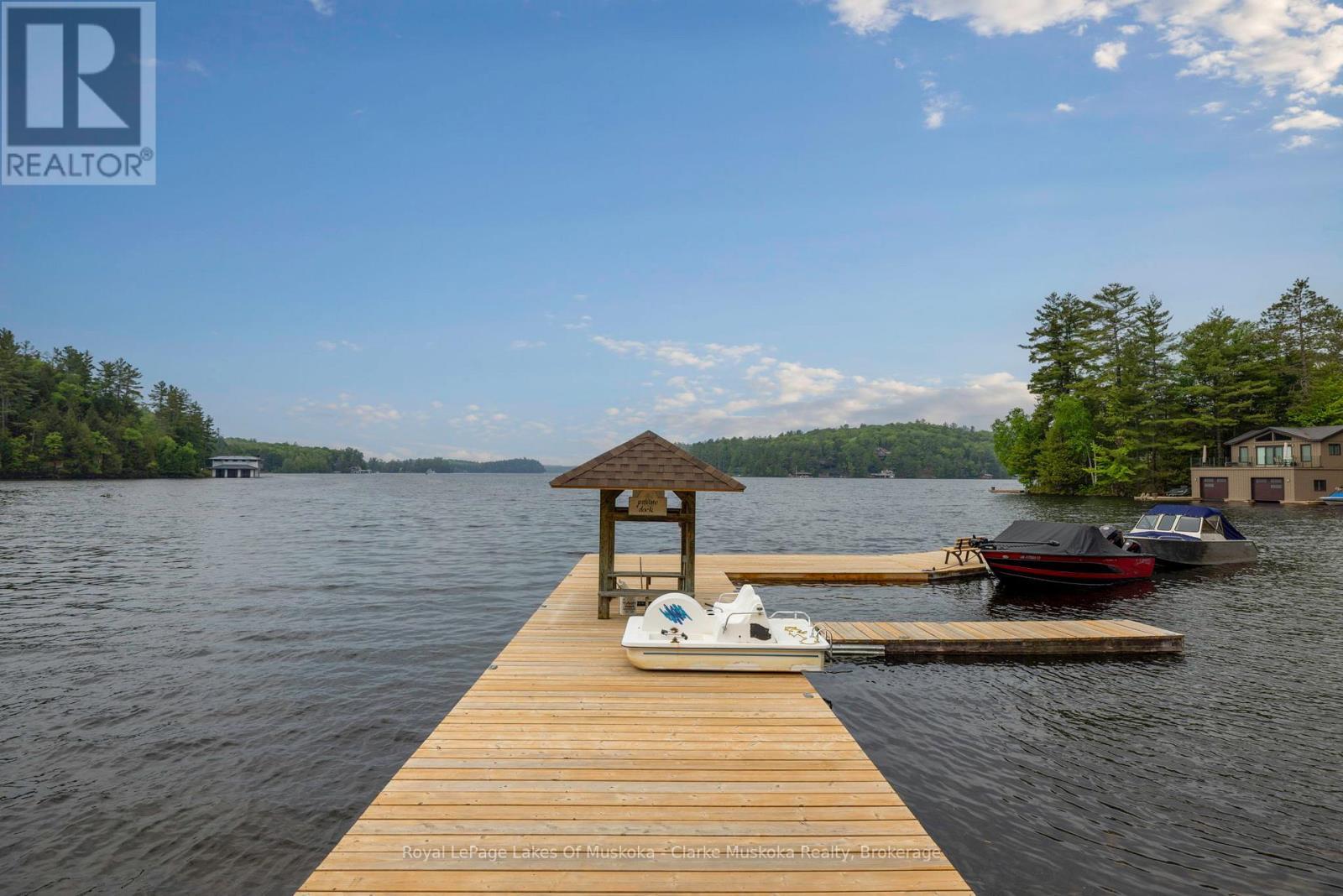 












12 - 3998 HWY 141

,
Muskoka Lakes (Watt),




Ontario
P0C1J0

