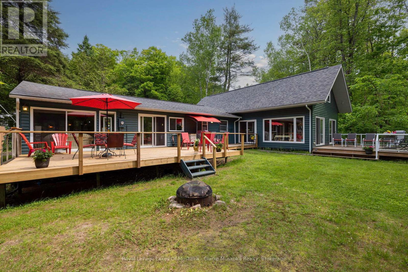 












12 - 3998 HWY 141

,
Muskoka Lakes (Watt),




Ontario
P0C1J0

