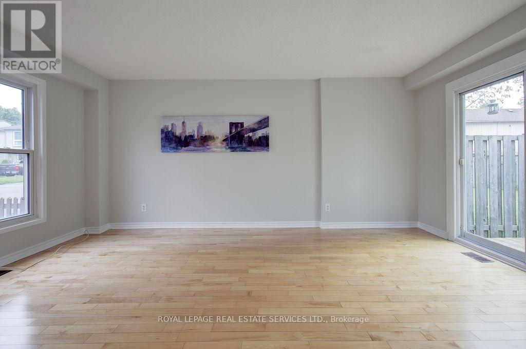 












11 JACOBS SQUARE

,
Brampton,




Ontario
L6S2M5

