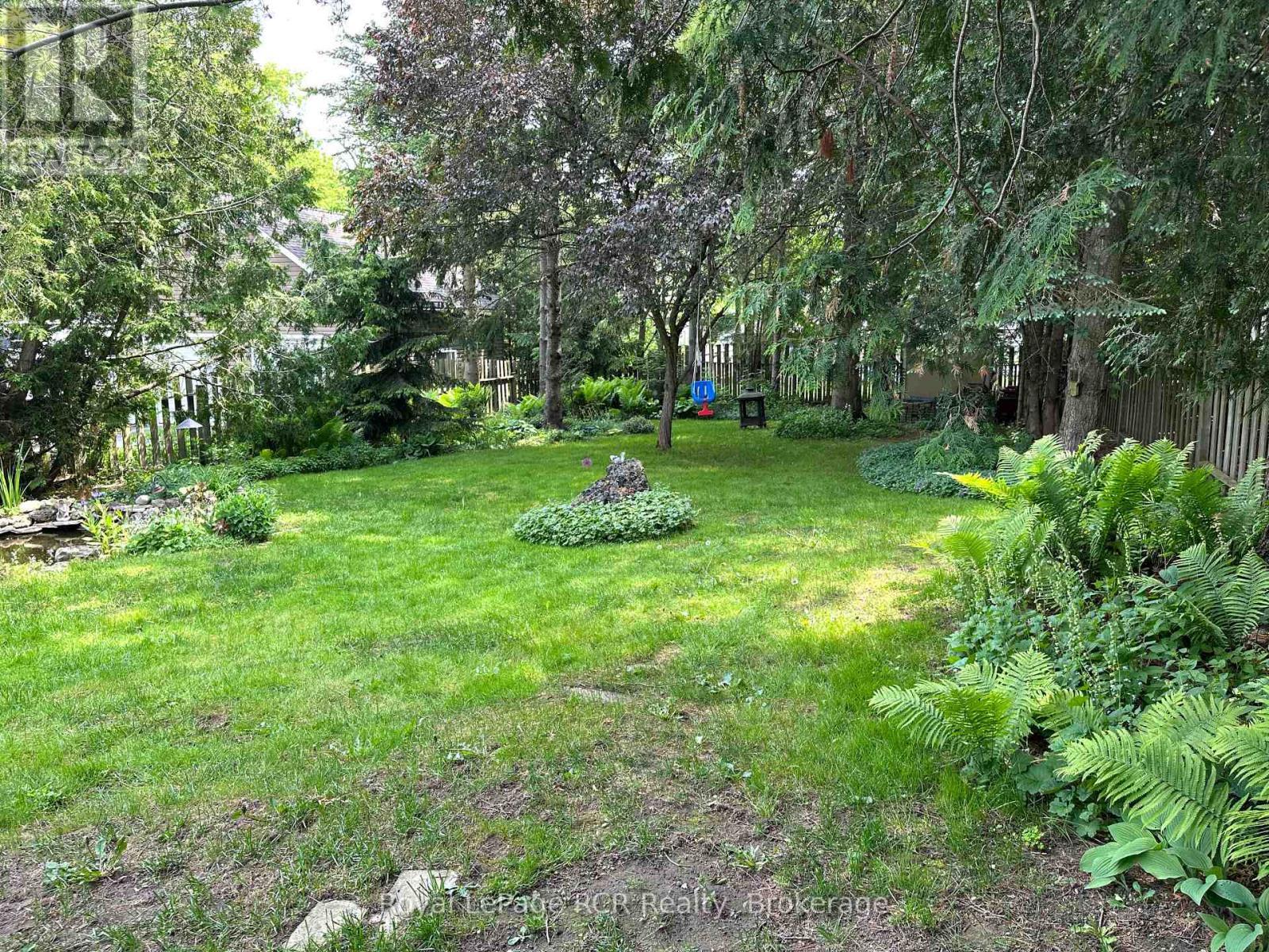 












357 10TH AVENUE

,
Hanover,




Ontario
N4N2N4

