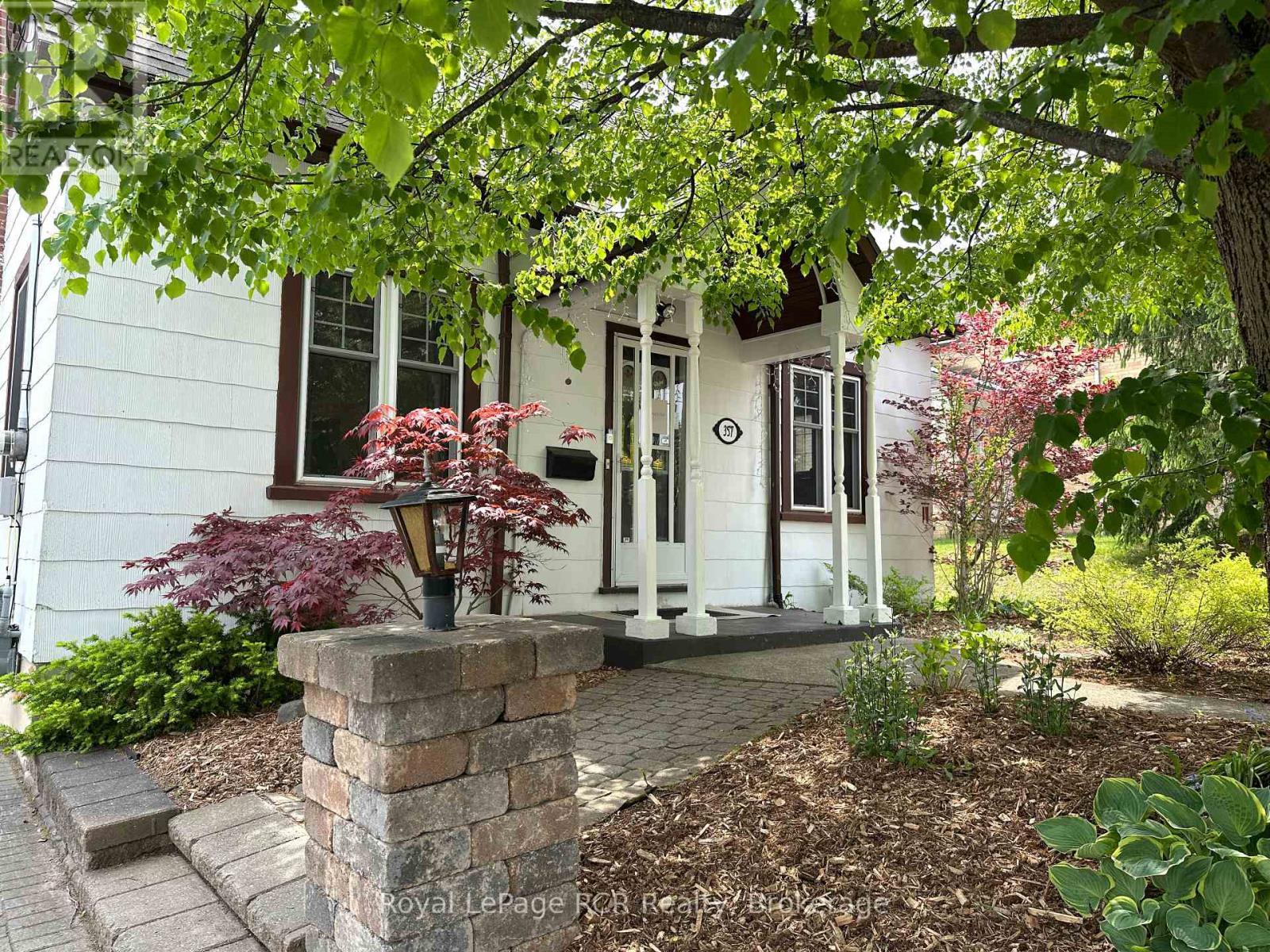 












357 10TH AVENUE

,
Hanover,




Ontario
N4N2N4

