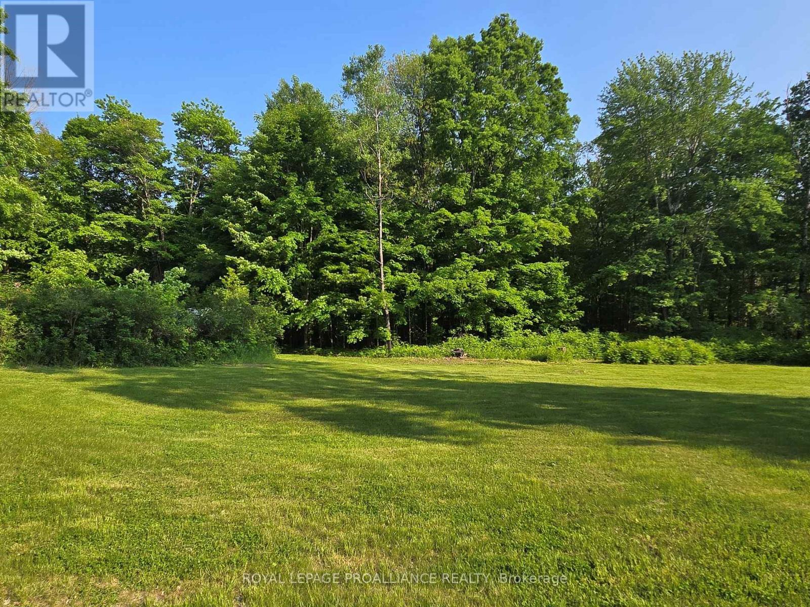 












2476 HENDERSON ROAD

,
Central Frontenac (Frontenac Centre),







Ontario
K0H1B0

