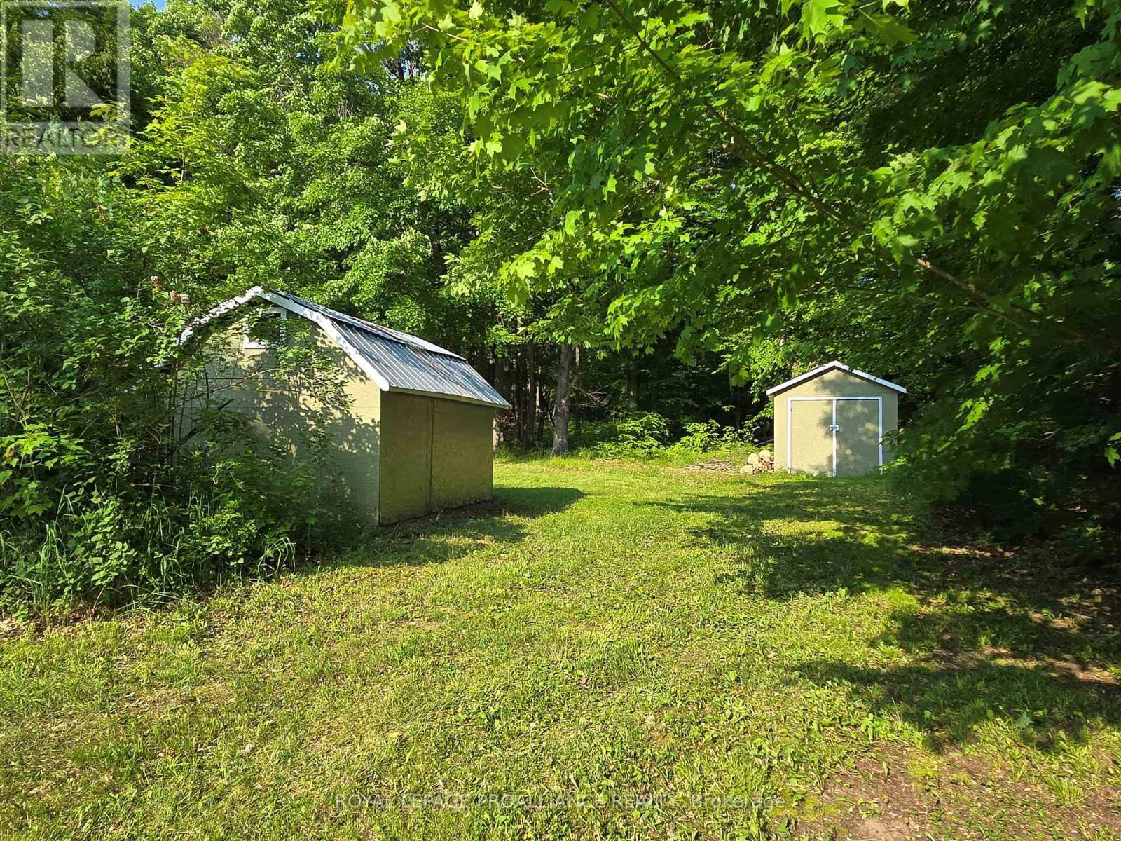 












2476 HENDERSON ROAD

,
Central Frontenac (Frontenac Centre),







Ontario
K0H1B0

