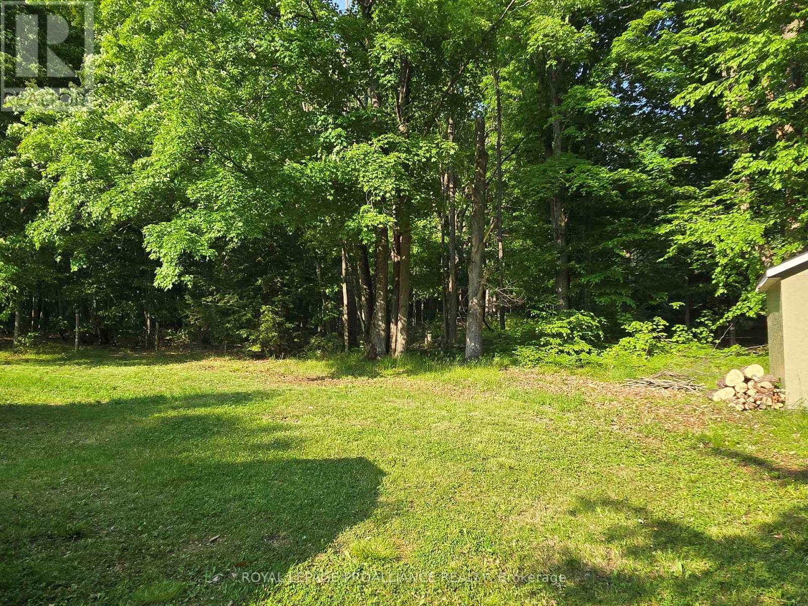 












2476 HENDERSON ROAD

,
Central Frontenac (Frontenac Centre),







Ontario
K0H1B0

