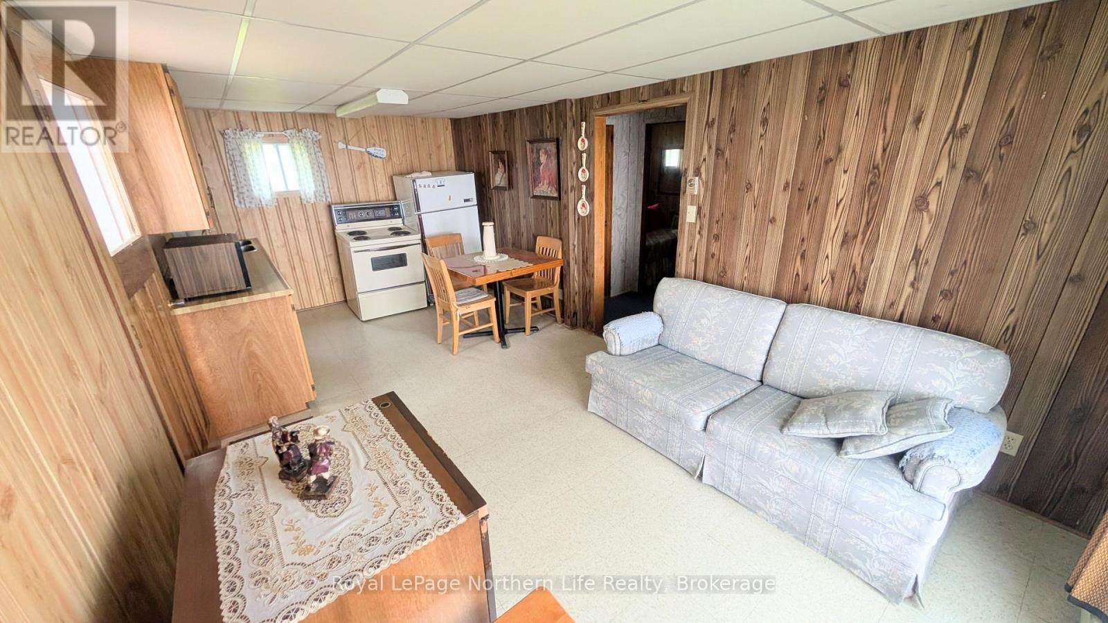 












16 COMEAU ROAD

,
West Nipissing (Verner),




Ontario
P0H1R0

