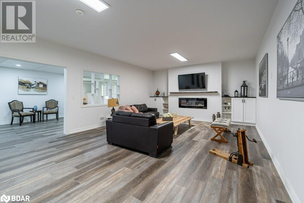 












4006 COUNTY ROAD 36 Road

,
Buckhorn,




Ontario
K0L1J0

