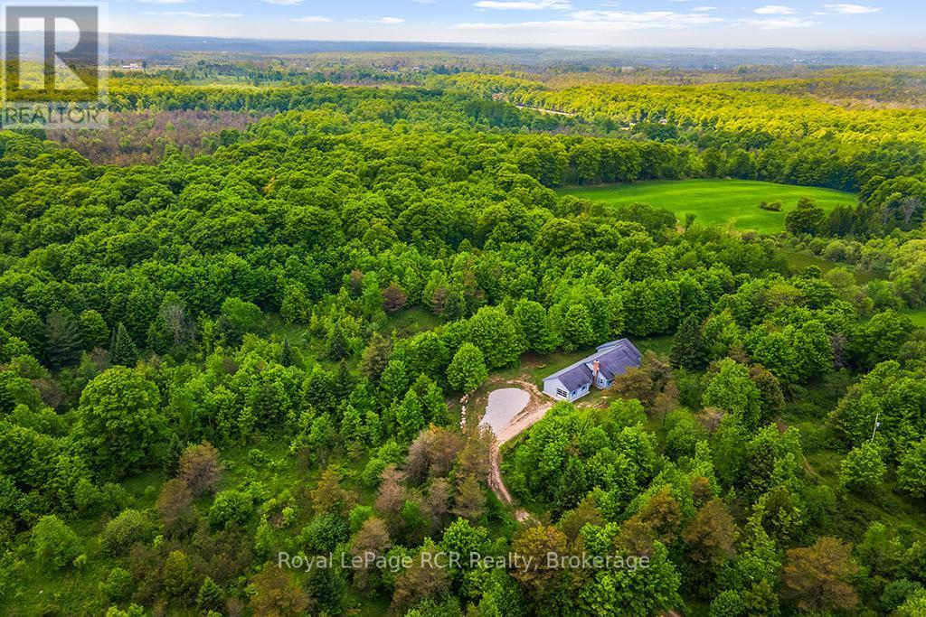 












796172 EAST BACK LINE

,
Chatsworth,




Ontario
N0H1C0

