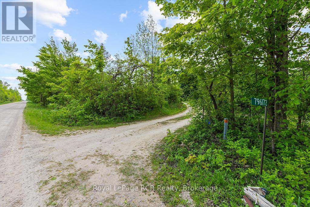 












796172 EAST BACK LINE

,
Chatsworth,




Ontario
N0H1C0

