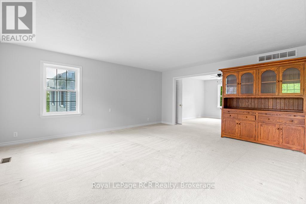












796172 EAST BACK LINE

,
Chatsworth,




Ontario
N0H1C0

