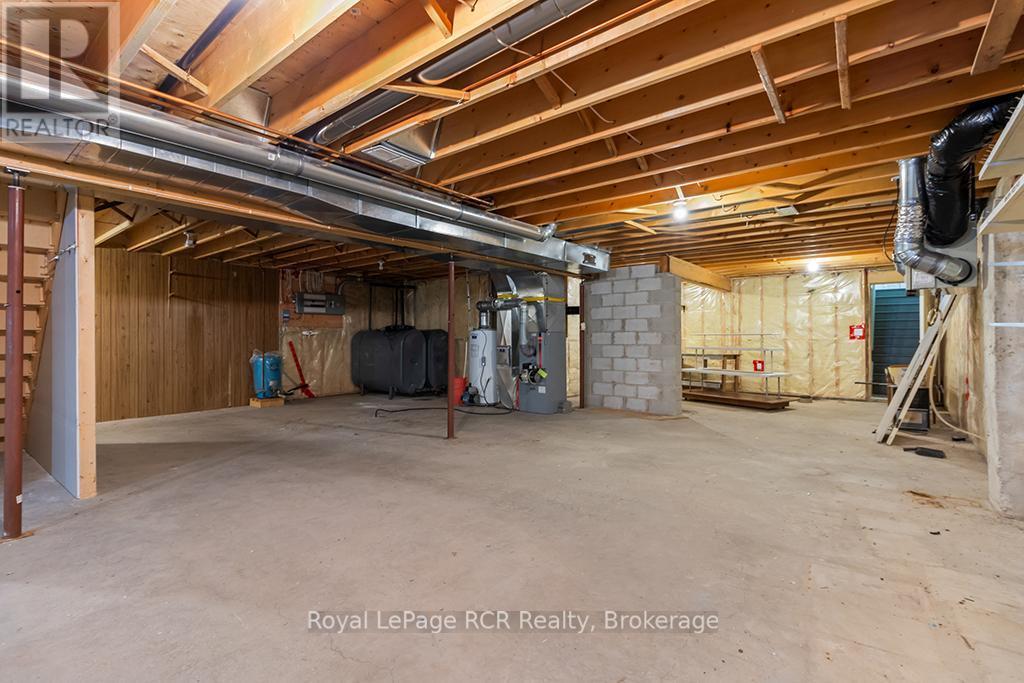 












796172 EAST BACK LINE

,
Chatsworth,




Ontario
N0H1C0

