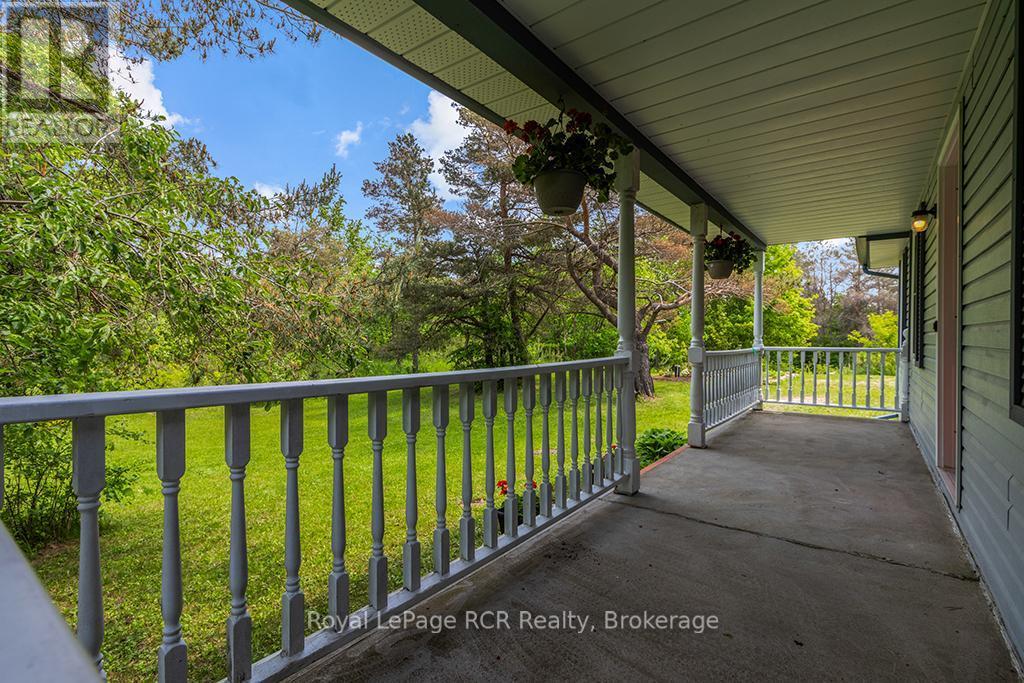 












796172 EAST BACK LINE

,
Chatsworth,




Ontario
N0H1C0

