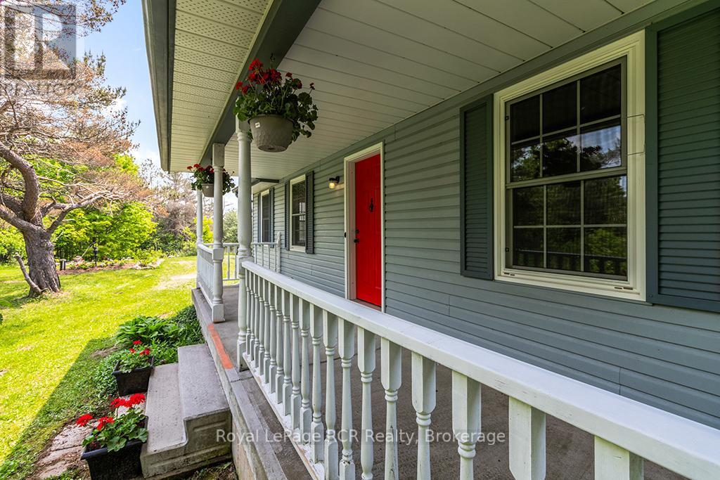 












796172 EAST BACK LINE

,
Chatsworth,




Ontario
N0H1C0

