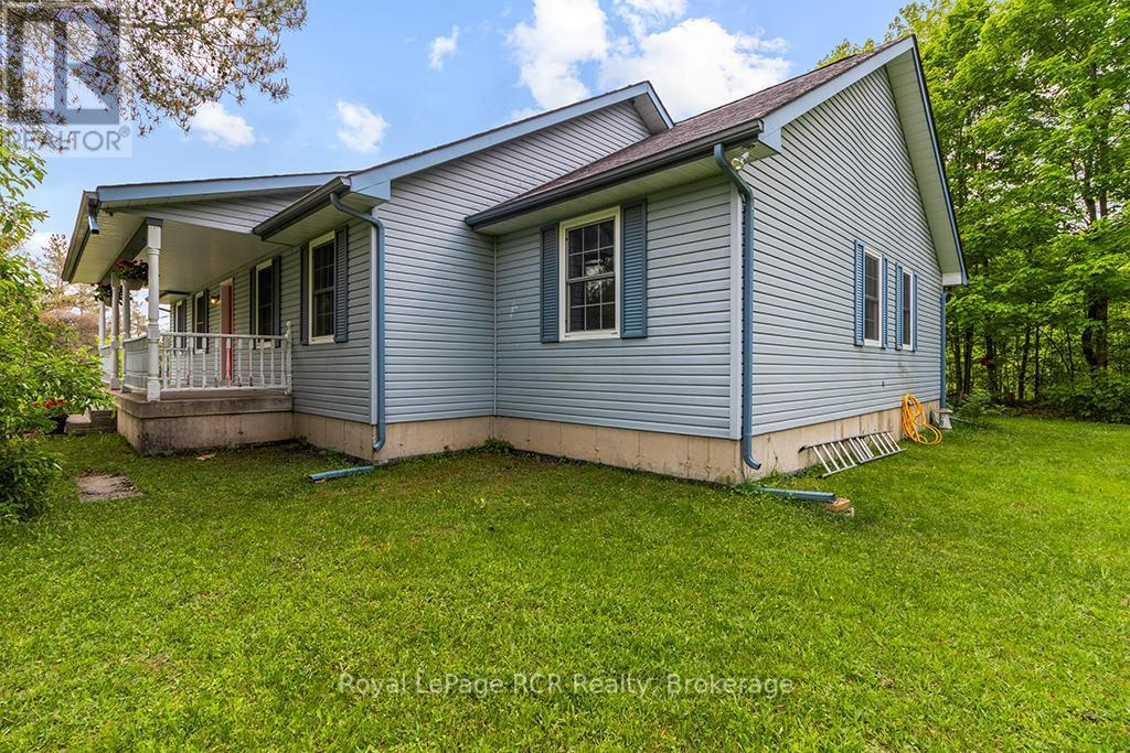 












796172 EAST BACK LINE

,
Chatsworth,




Ontario
N0H1C0

