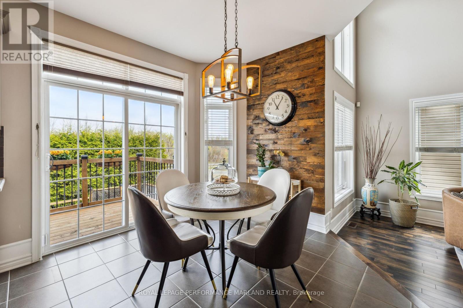 












120 AUGUST LILY CRESCENT

,
Ottawa,




Ontario
K1V2A6

