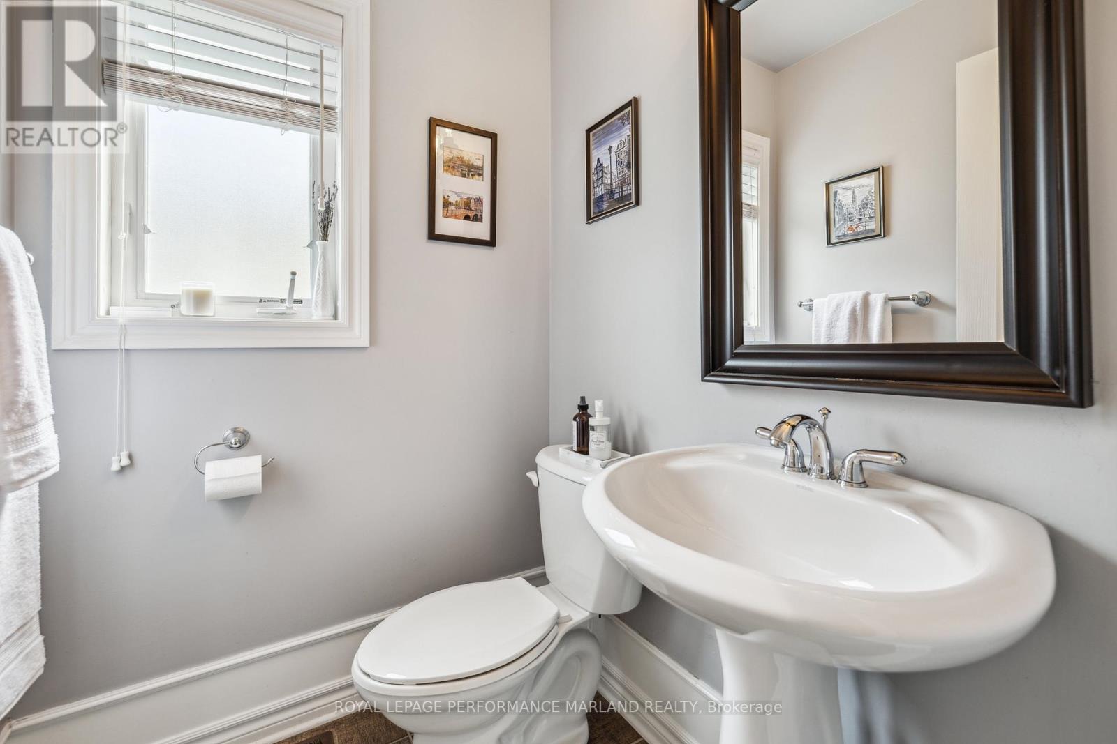 












120 AUGUST LILY CRESCENT

,
Ottawa,




Ontario
K1V2A6

