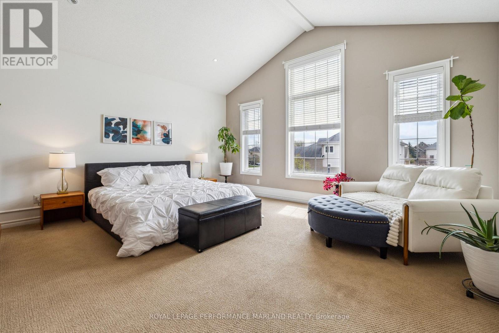 












120 AUGUST LILY CRESCENT

,
Ottawa,




Ontario
K1V2A6

