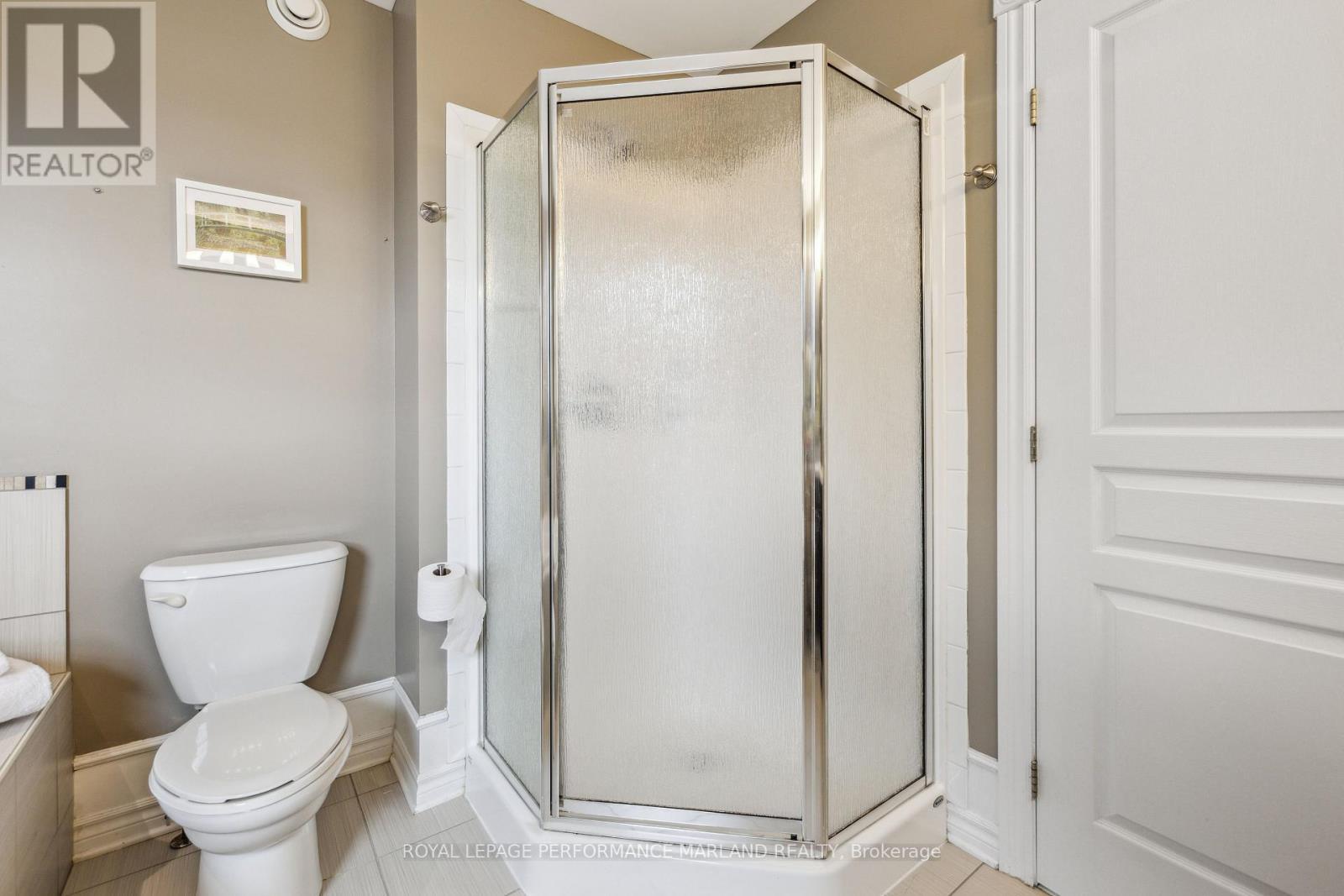 












120 AUGUST LILY CRESCENT

,
Ottawa,




Ontario
K1V2A6

