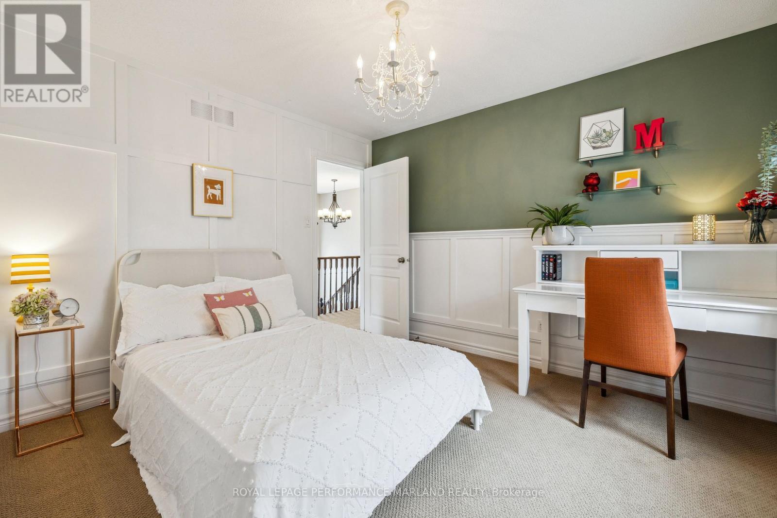 












120 AUGUST LILY CRESCENT

,
Ottawa,




Ontario
K1V2A6

