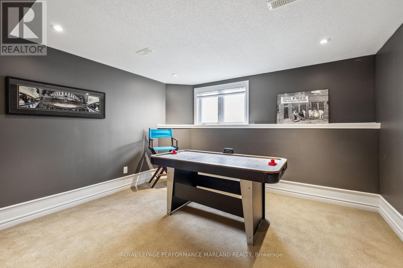 












120 AUGUST LILY CRESCENT

,
Ottawa,




Ontario
K1V2A6

