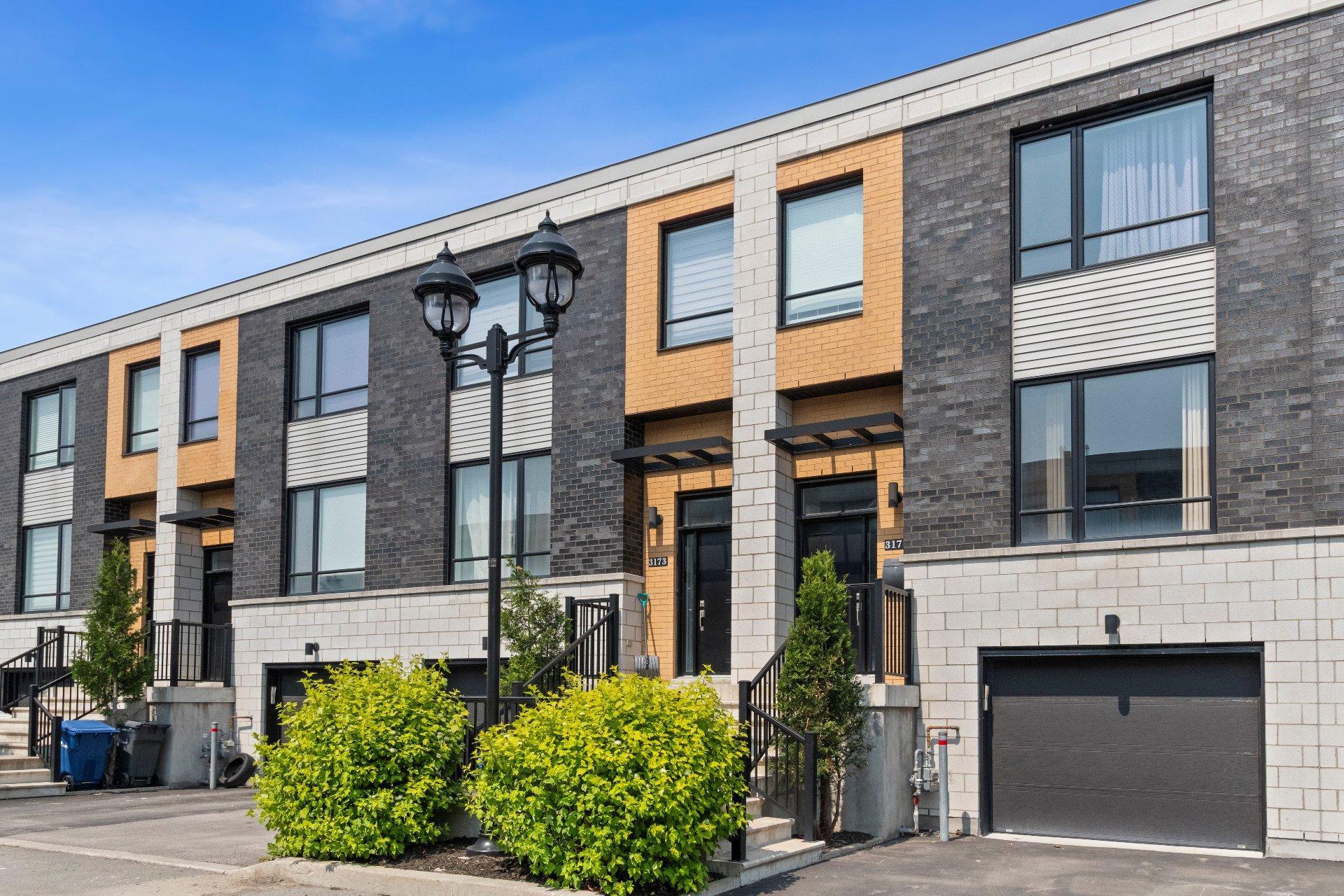 









3171


Rue Frégault

,
Laval (Chomedey),




QC
H7T0C6

