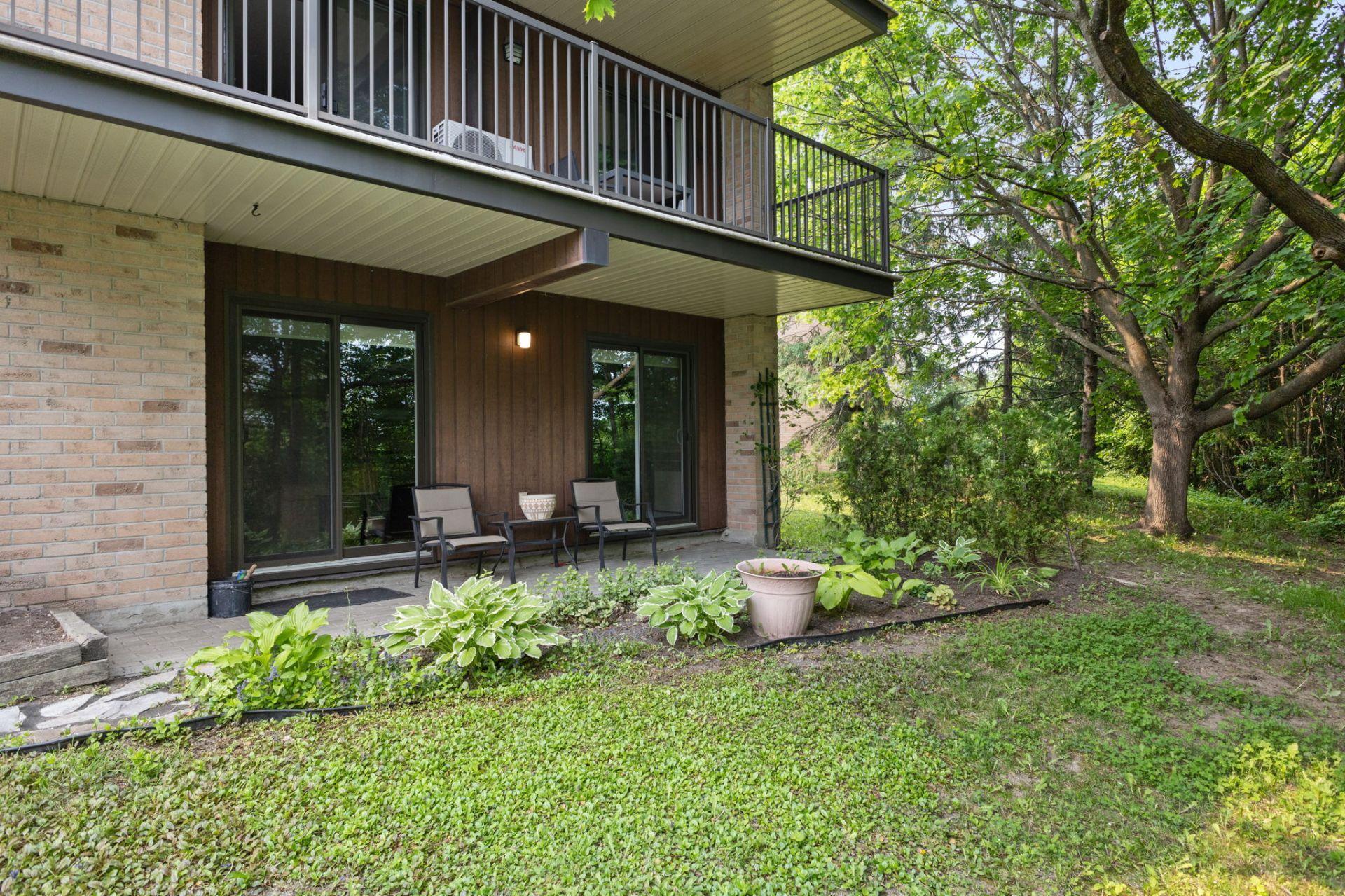 









6


Imp. de Brest

, 2,
Gatineau (Hull),




QC
J8Z3C2

