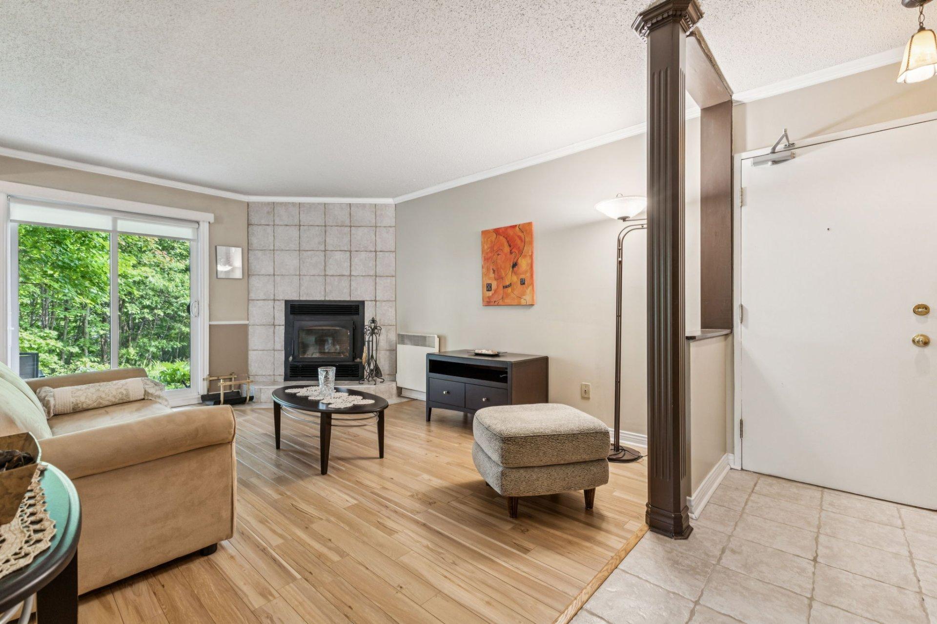 









6


Imp. de Brest

, 2,
Gatineau (Hull),




QC
J8Z3C2

